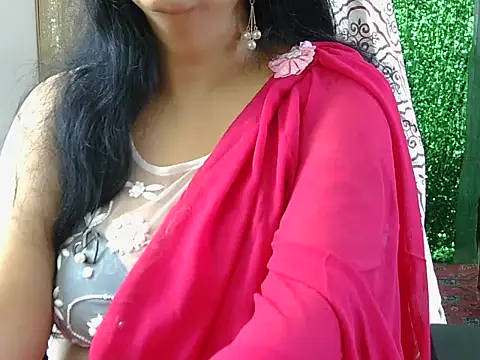 Snapshot of Hot_Sonniyaa chatting on 02.24.26 Hot Sonniyaa online show from 02.24.26