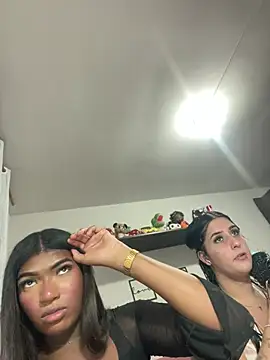 Snapshot of lulusexyy chatting on 07.19.26 lulusexyy online show from 07.19.26