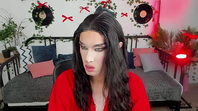 Snapshot of MadisonEsprit chatting on 02.27.26 MadisonEsprit online show from 02.27.26