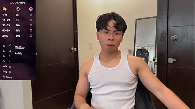 Snapshot of BentoBoxxx chatting on 05.29.26 BentoBoxxx online show from 05.29.26