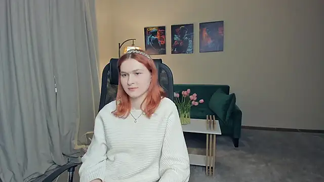 Snapshot of LinaMalech chatting on 02.13.26 LinaMalech online show from 02.13.26