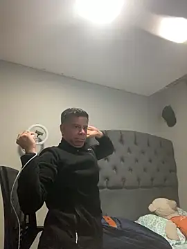 Snapshot of WILD_BIGCOCK35 chatting on 02.24.26 WILD BIGCOCK35 online show from 02.24.26