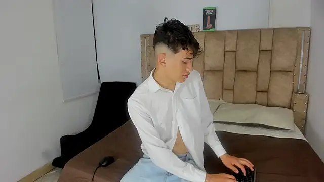 Noir Sebas online show from 03.08.26