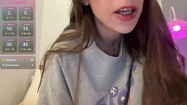 Snapshot of WetBillie chatting on 04.23.26 WetBillie online show from 04.23.26