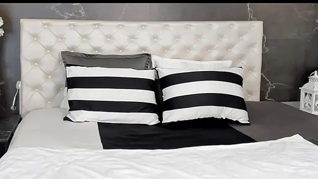 Snapshot of Samantha_Dupre chatting on 02.18.26 Samantha Dupre online show from 02.18.26