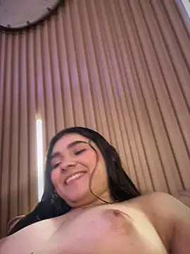 Snapshot of mia-rodrigues chatting on 02.20.26 mia-rodrigues online show from 02.20.26