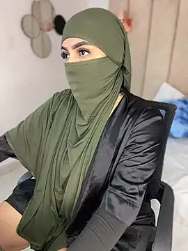 Snapshot of rashaaa_ chatting on 02.13.26 rashaaa online show from 02.13.26