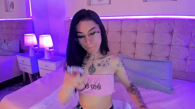 Snapshot of Megan_Morphy chatting on 02.21.26 Megan Morphy online show from 02.21.26