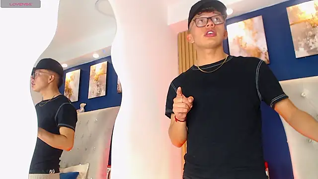 Dark Nico online show from 03.13.26