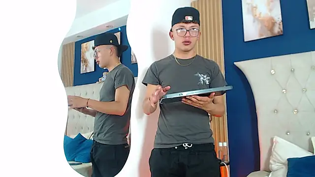 Dark Nico online show from 03.15.26