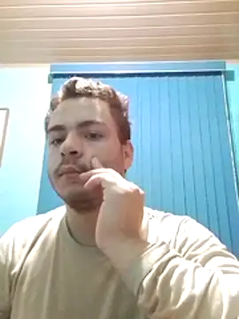 Snapshot of vinicius_ribas chatting on 05.02.26 vinicius ribas online show from 05.02.26