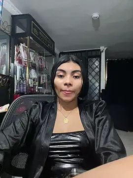 Snapshot of eimmy__skinny chatting on 04.18.26 eimmy skinny online show from 04.18.26