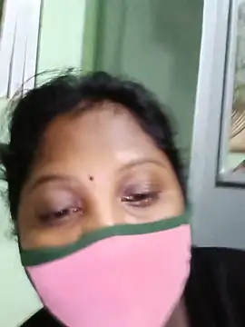 Snapshot of tamilkaviya431 chatting on 05.22.26 tamilkaviya431 online show from 05.22.26