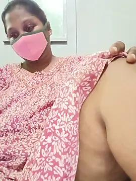 Snapshot of tamilkaviya431 chatting on 05.29.26 tamilkaviya431 online show from 05.29.26