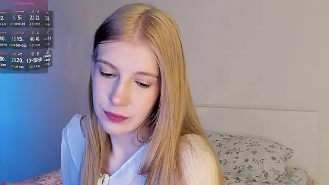 Snapshot of WetKaylaa chatting on 03.22.26 WetKaylaa online show from 03.22.26