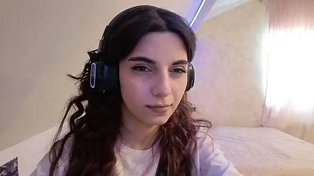 Snapshot of Blissmissataeses chatting on 02.27.26 Blissmissataeses online show from 02.27.26