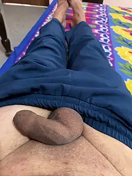 Snapshot of rashmixxx chatting on 02.16.26 rashmixxx online show from 02.16.26