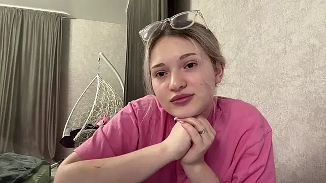 Linaceleste online show from 02.23.26