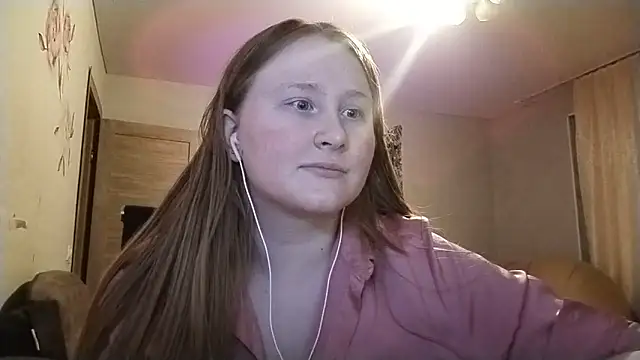 AnikaLipps online show from 04.07.26