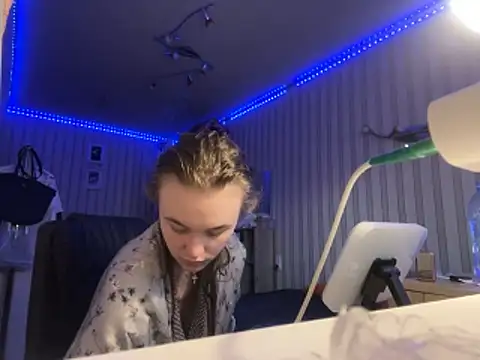 Snapshot of melissashineee chatting on 02.26.26 melissashineee online show from 02.26.26