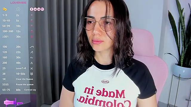sara ospina22 online show from 04.01.26