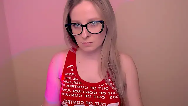 AnnePeach online show from 04.03.26