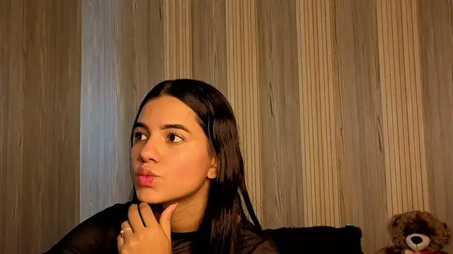 Snapshot of Isabellaa_Rosee chatting on 07.22.26 Isabellaa Rosee online show from 07.22.26
