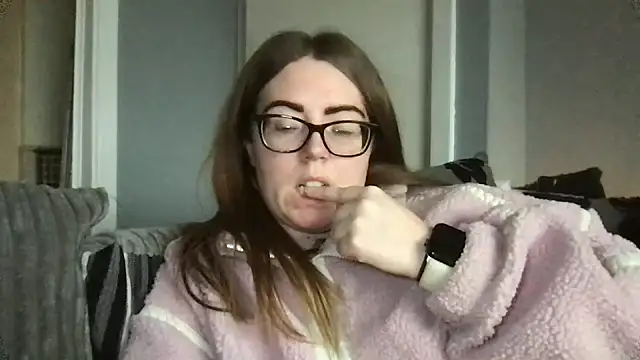 CurvyBx online show from 03.16.26