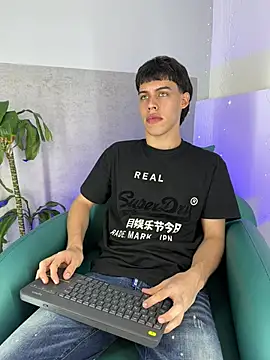 Snapshot of Lucian-greyy chatting on 03.07.26 Lucian-greyy online show from 03.07.26