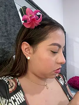 Snapshot of Emiily_joee_ chatting on 07.15.26 Emiily joee online show from 07.15.26