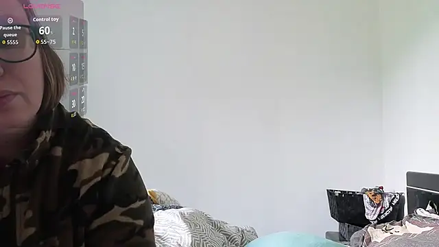 Snapshot of LittleMistys chatting on 03.07.26 LittleMistys online show from 03.07.26