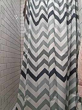 Snapshot of Cinnamonbunn chatting on 02.16.26 Cinnamonbunn online show from 02.16.26