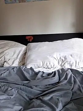 Cinnamonbunn online show from 03.12.26