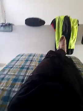 isuru lakshan online show from 03.02.26