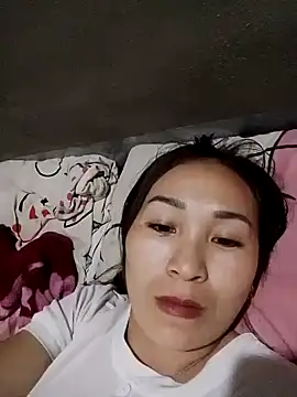 Snapshot of Thobaby112 chatting on 02.15.26 Thobaby112 online show from 02.15.26