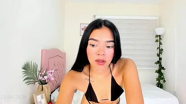 Dafne Maroto online show from 04.14.26