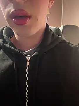 Snapshot of PerlaRogerss_ chatting on 03.10.26 PerlaRogerss online show from 03.10.26