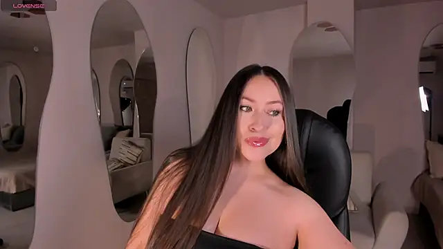 Snapshot of AmyRosse_X chatting on 06.13.26 AmyRosse X online show from 06.13.26