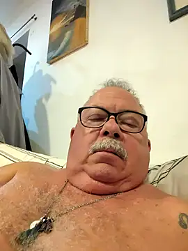 Snapshot of bylytom27 chatting on 02.24.26 bylytom27 online show from 02.24.26