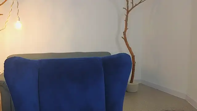 DeliaEffy online show from 04.07.26