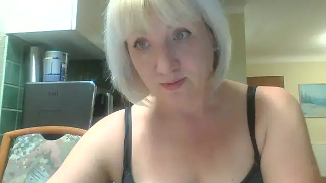 Snapshot of Alena1107 chatting on 02.23.26 Alena1107 online show from 02.23.26