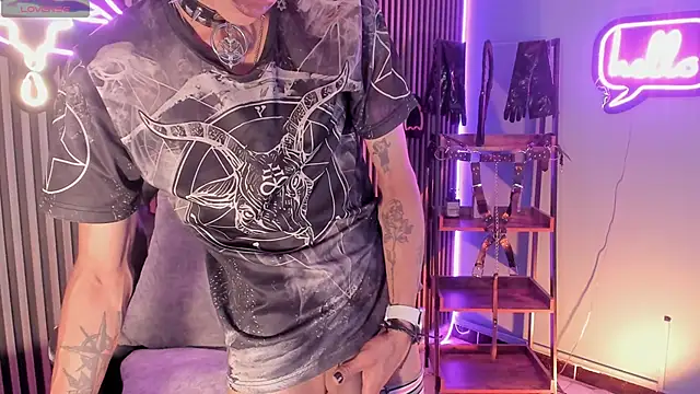 Maximoking26 online show from 03.18.26