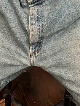 Snapshot of Outdoorsman13 chatting on 02.20.26 Outdoorsman13 online show from 02.20.26