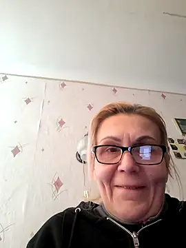 Snapshot of DimonaFlynn chatting on 02.20.26 DimonaFlynn online show from 02.20.26