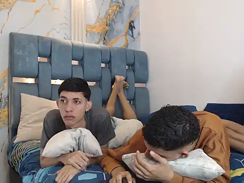 Snapshot of GOLD_BOYS chatting on 02.20.26 GOLD BOYS online show from 02.20.26