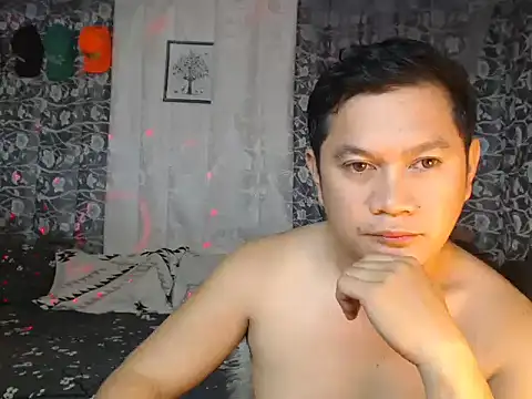 Snapshot of adorableasianboy69 chatting on 03.12.26 adorableasianboy69 online show from 03.12.26