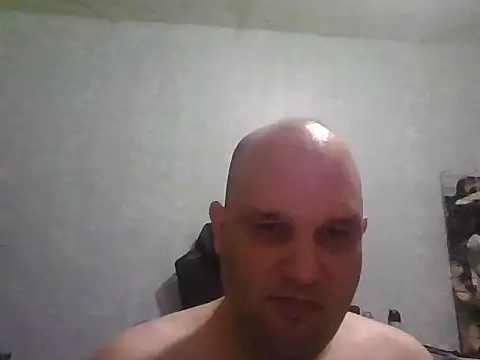 Snapshot of Heavy_Rebellx chatting on 02.24.26 Heavy Rebellx online show from 02.24.26