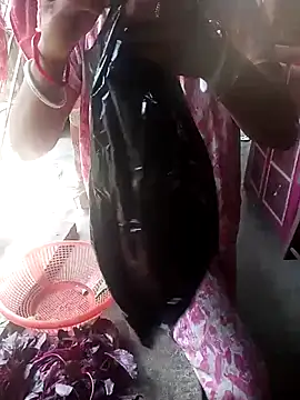 Snapshot of sona_sweet chatting on 02.22.26 sona sweet online show from 02.22.26