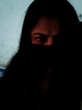 Snapshot of sexxy_bhabi chatting on 04.30.26 sexxy bhabi online show from 04.30.26