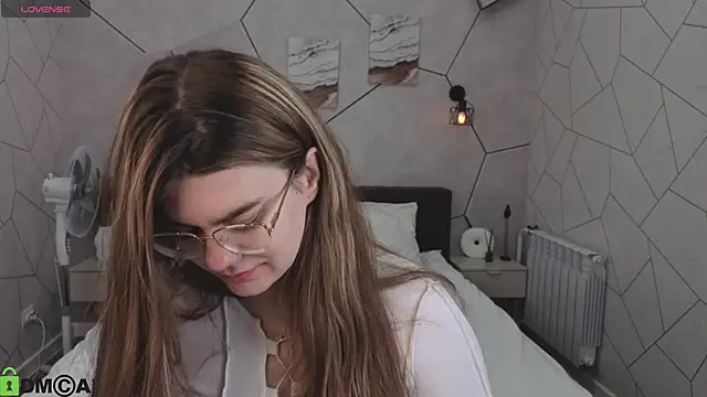 Snapshot of zoe_j0y chatting on 02.20.26 zoe j0y online show from 02.20.26